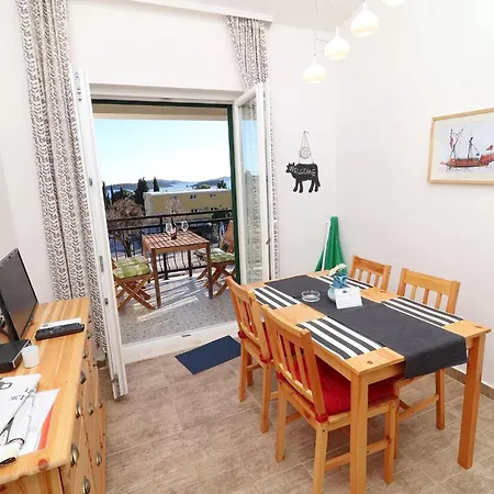 Trstenica Apartamento